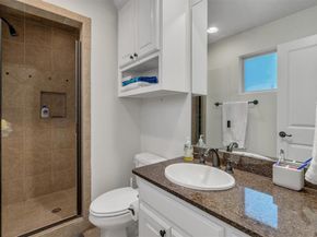 3421  Normandy Avenue  6, University Park Texas 75205