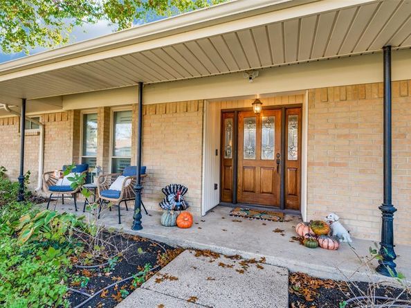 3946  Candlenut Lane , Dallas Texas 75244