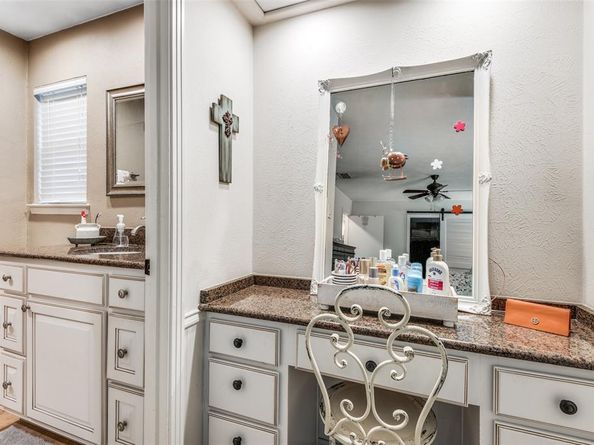 3946  Candlenut Lane , Dallas Texas 75244