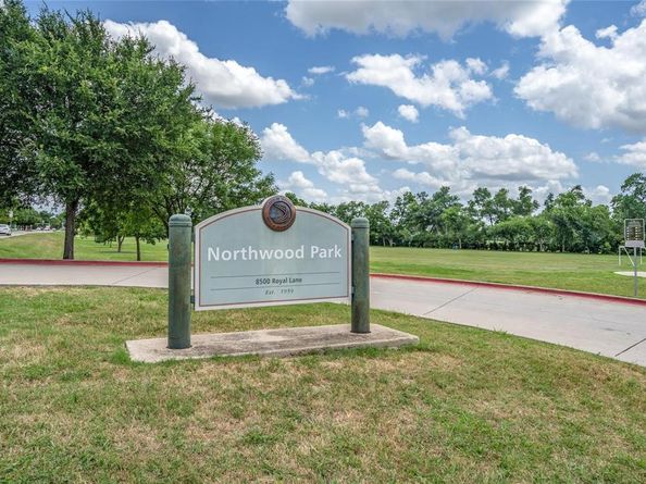 9115  Boundbrook Avenue , Dallas Texas 75243