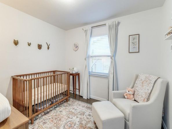 9115  Boundbrook Avenue , Dallas Texas 75243