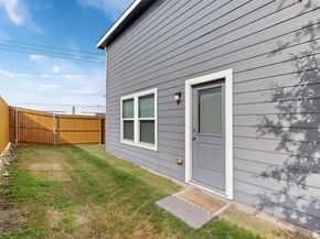 9206  Marilyn Place , Dallas Texas 75227