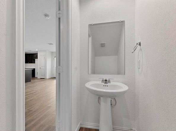 9206  Marilyn Place , Dallas Texas 75227