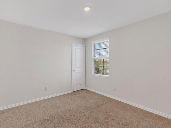 9206  Marilyn Place , Dallas Texas 75227