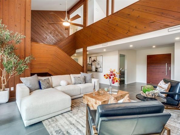 3974  Lost Creek Drive , Dallas Texas 75224