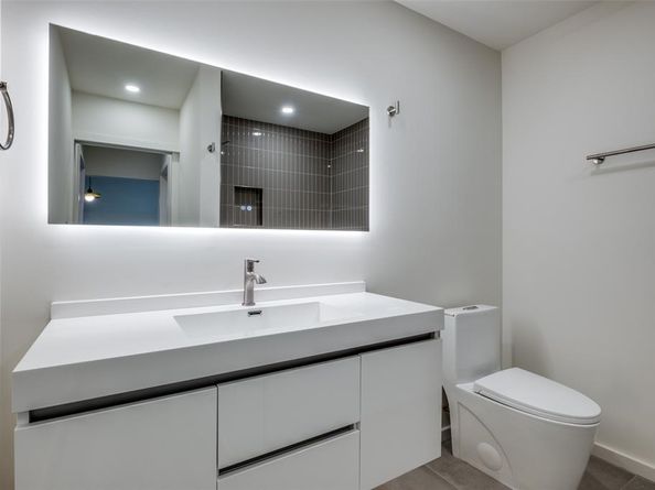 3974  Lost Creek Drive , Dallas Texas 75224