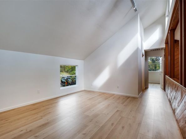 3974  Lost Creek Drive , Dallas Texas 75224