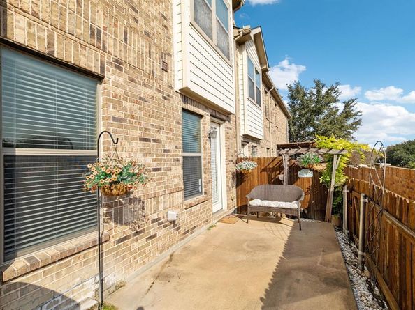 705  Chestnut Hill Drive , Allen Texas 75013