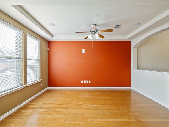 705  Chestnut Hill Drive , Allen Texas 75013