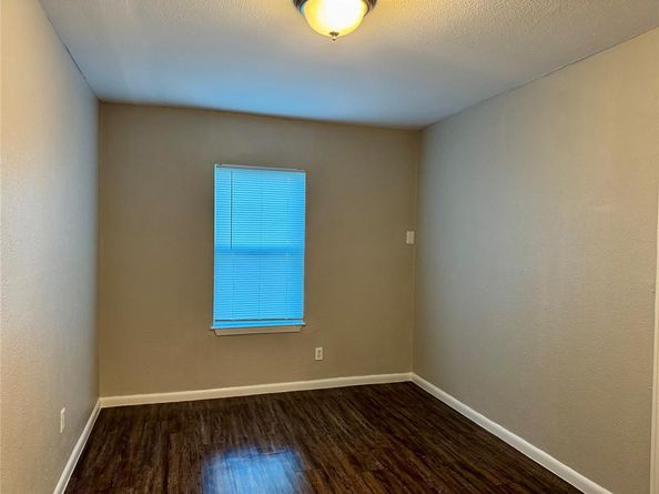 5433  Houghton Avenue , Fort Worth Texas 76107