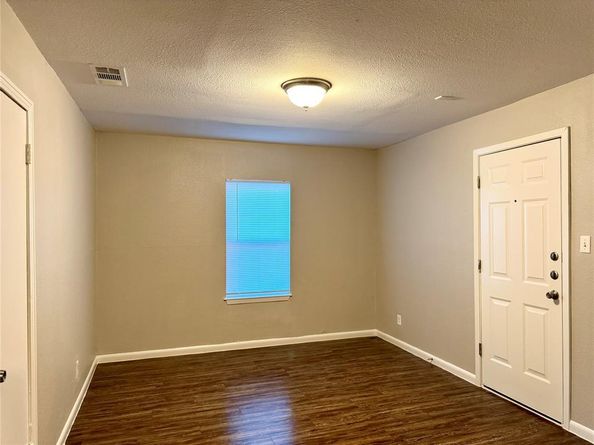 5433  Houghton Avenue , Fort Worth Texas 76107