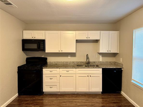 5433  Houghton Avenue , Fort Worth Texas 76107