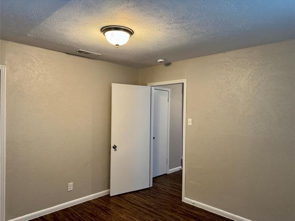 5433  Houghton Avenue , Fort Worth Texas 76107