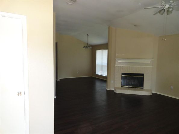 2015  Teagarden Court , Dallas Texas 75217