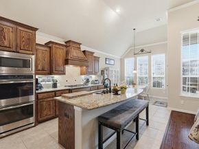 412  Dominion Street , Euless Texas 76039