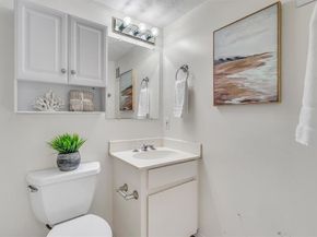 4525  Gilbert Avenue  104, Dallas Texas 75219