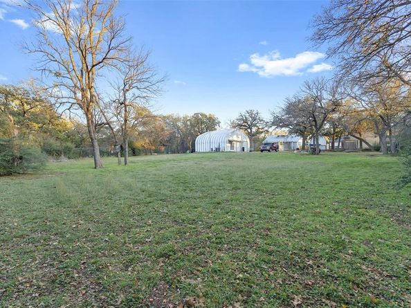 4735  Panola Avenue , Fort Worth Texas 76103