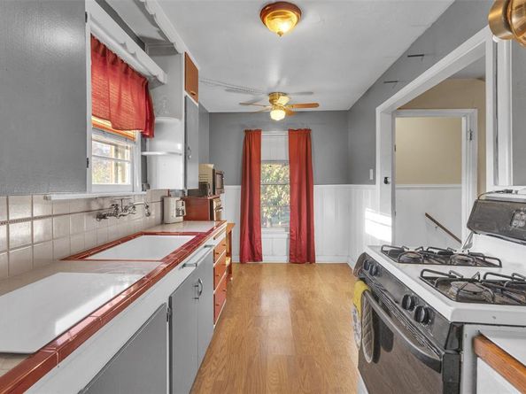 4735  Panola Avenue , Fort Worth Texas 76103