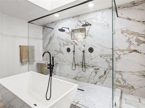 1513  Carriage Lane , Garland Texas 75043