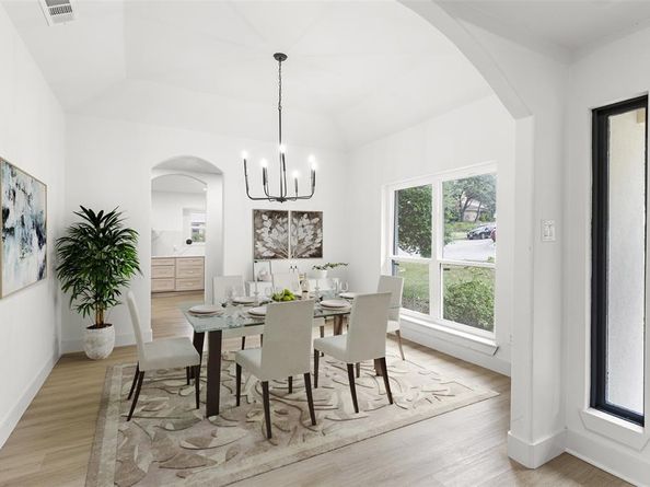 1513  Carriage Lane , Garland Texas 75043