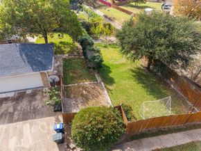 1513  Carriage Lane , Garland Texas 75043