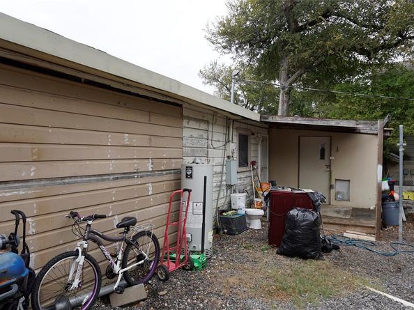 1307  Neptune Road , Dallas Texas 75216