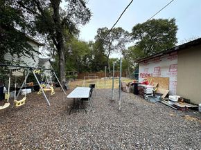 1307  Neptune Road , Dallas Texas 75216