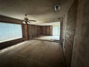 3001  Huron Trail , Lake Worth Texas 76135