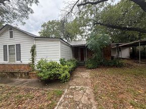 3001  Huron Trail , Lake Worth Texas 76135