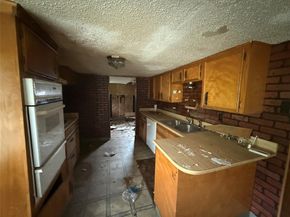 3001  Huron Trail , Lake Worth Texas 76135