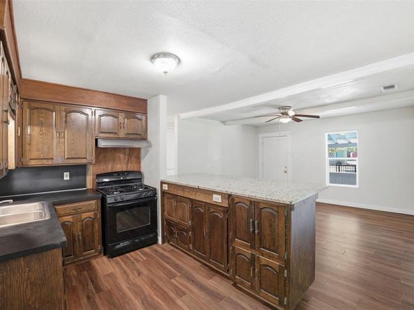 3521  Fairfax Avenue , Fort Worth Texas 76119