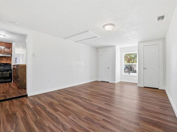 3521  Fairfax Avenue , Fort Worth Texas 76119