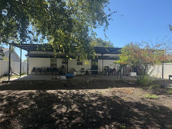 765  Ivywood Drive , Dallas Texas 75232