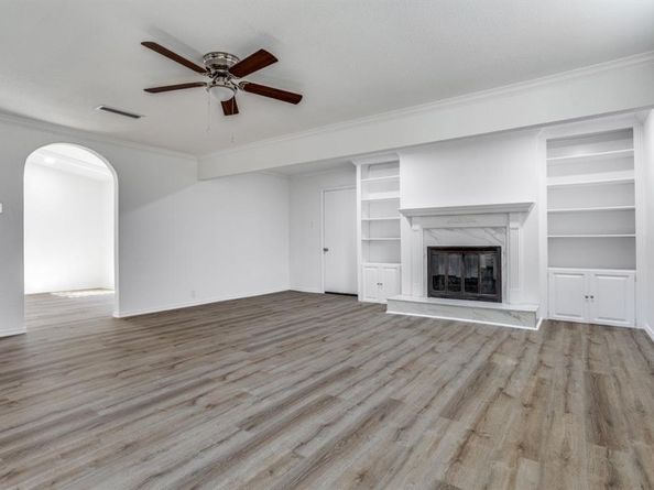 1712  Laurel Lane , Plano Texas 75074