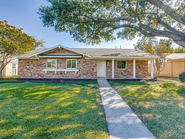 1712  Laurel Lane , Plano Texas 75074