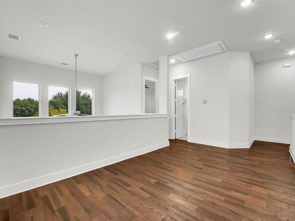 7880  Minglewood Lane , Dallas Texas 75231