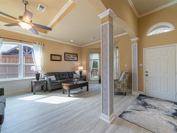 1706  Hollow Creek Court , Garland Texas 75040