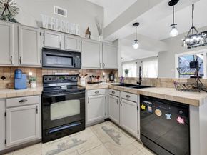 6504  Topaz Drive , Arlington Texas 76001