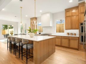 6723  Kenwell Street , Dallas Texas 75209