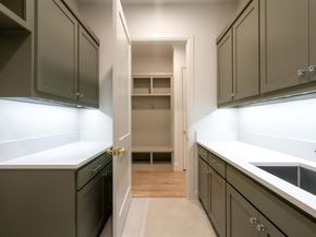 6723  Kenwell Street , Dallas Texas 75209