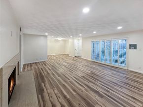 2301  Ridgmar Plaza  5, Fort Worth Texas 76116