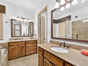 2012 S Hill Drive , Irving Texas 75038