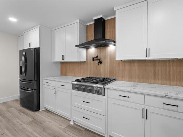 3228  Sharpview Lane , Dallas Texas 75228