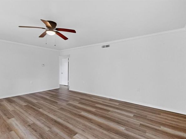 5516  Laredo Lane , Garland Texas 75043