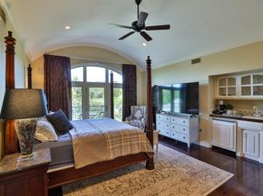 6805  Laurel Valley Drive , Fort Worth Texas 76132