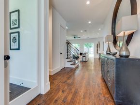 400  Cristler Avenue , Dallas Texas 75223