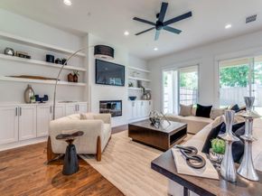 400  Cristler Avenue , Dallas Texas 75223