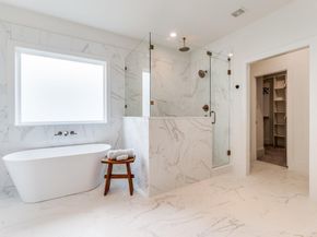 400  Cristler Avenue , Dallas Texas 75223