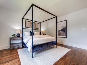 400  Cristler Avenue , Dallas Texas 75223