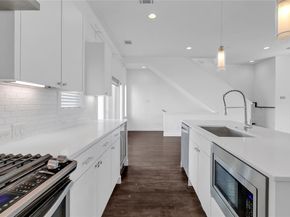 4915  Flitwick Court , Dallas Texas 75204